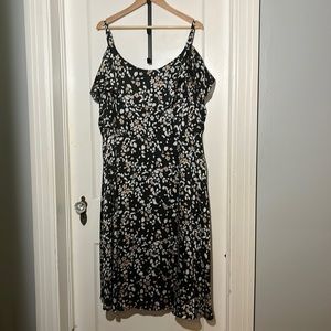 Lane Bryant Size 18. Chiffon Fully Lined Floral Print Dress With Back Zipper